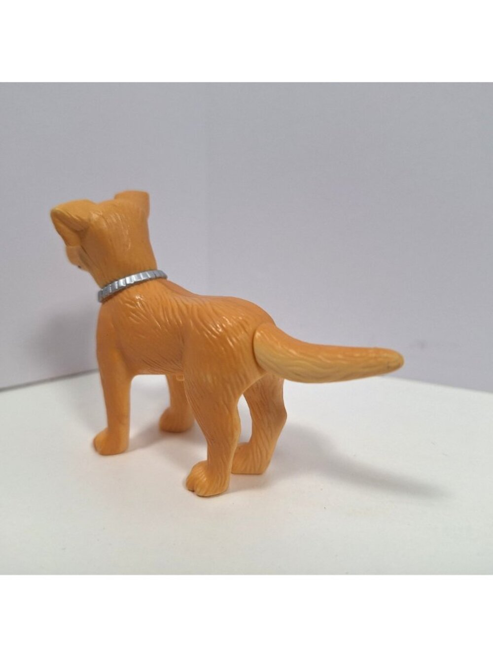 Kenzie Mystery Squad Detective Dog Figure - Picture 5 of 9